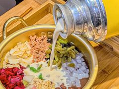 -周小明火锅(黑金冠社区店)