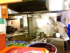 -牛一嘴·兰州牛肉面·大盘鸡(财富中心店)