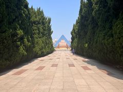 -上海市龙华烈士陵园