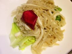 -佬土鹅肠火锅(中建大观店)