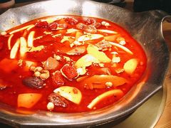 台式麻辣锅-湊湊火锅·茶憩(杭州湖滨银泰in77店)