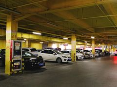 -欧尚超市苏州店停车场(金鸡湖路店)