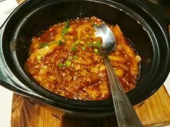 咸鱼茄子煲-汤城小厨•粤菜•靓汤(苏州街店)