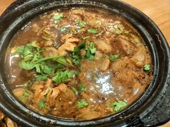 -三鞭一花·独一处·元英砂锅(海光寺店)