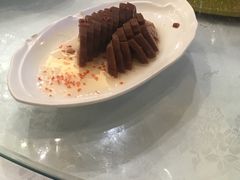 -品悦酒店(三林古镇店)