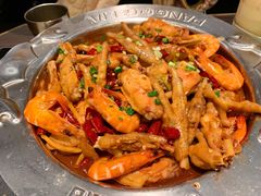 鸡翅煲-胖哥俩肉蟹煲(湖滨银泰in77店)