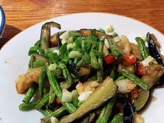 -柴窝堡22号辣子鸡·传承新疆菜