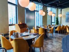 大堂-日进一片海.生腌海鲜火锅.宵夜烧烤(三里屯总店)