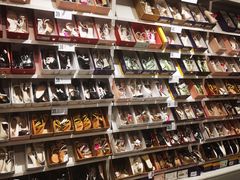 -唯品会(北京国瑞城店)