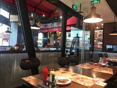 大堂-Tubestation站点比萨(高新万达ONE店)