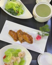 -爱陪伴尊享月子中心(国际店)