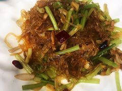 芹菜炒粉-大清花饺子(五五路店)