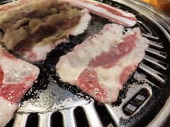 精品牛五花-唯成•韩国炭火烤肉 유성고기