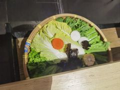 -尚尚仙·酸汤猪手·猪肚鸡火锅(华联万柳购物中心店)