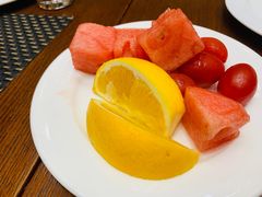 -山明水秀大饭店