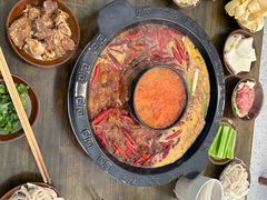 -黄潇洒老火锅(九眼桥宏济巷店)