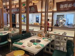 大堂-三人行骨头王火锅(长寿店)