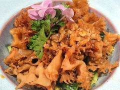 -五谷丰登农家院·地道胶东菜·海鲜烧烤(威海店)