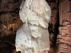 -波斯托伊纳溶洞