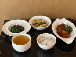 -金鹰国际月子中心(新街口店)