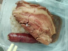 -梁阿婆廿年老牌扣肉糯米饭
