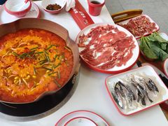 -毛辣果·贵州红酸汤牛肉火锅(西单店)