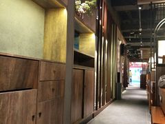 -呷哺呷哺(普陀乐购真北店)