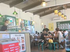 -梦旅人咖啡馆快餐(成府路北河沿小区店)