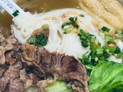-甘掌门·化州驰名牛杂粉(越秀店)