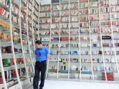 -钟书阁(松江泰晤士小镇店)