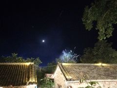 -百里峡七彩艺术小镇