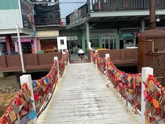 -北戴河碧螺塔海上酒吧公园