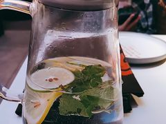 -鸣记脆皮烤鱼·海鲜烤鱼(三八广场店)