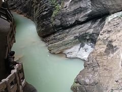 -龙水峡地缝景区