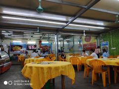 大堂-胖哥八兄弟大排挡(植村店)