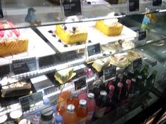 -Who乎coffee&bar