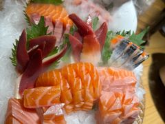 -花和海鲜自助(梅江店)