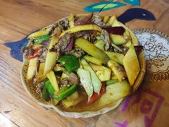 芒果炒牛肉-纳兰傣雀傣味餐厅