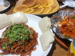 -东来菜馆•手抓海鲜家常菜•海鲜锅贴(鸽子窝店)