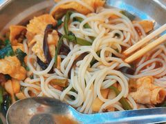 -柳州肥姨妈大骨螺蛳粉(东靖路店)