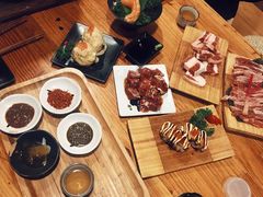 -炙忧烤肉屋(中国铁建广场店)