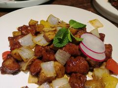 鲜菌黑椒牛仔粒-宋庄魁元艺术餐厅