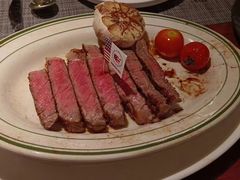 -MONICH牛排融合餐厅(和义大道购物中心店)