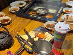 -老牌坊云南鱼豆花火锅(爱建店)
