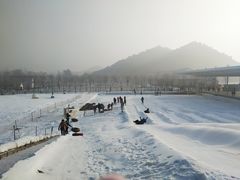 -十三陵雪世界滑雪场