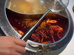 -左庭右院鲜牛肉火锅(金山万达店)