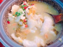 -周鱼小馆石锅酸菜鱼(活力汇店)