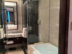 -上海龙之梦万丽酒店