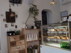 面包甜点陈列柜-AHAVA·Fang Baking Studio