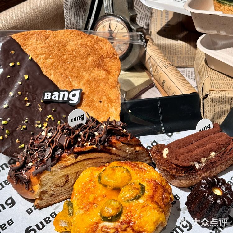 吃到了！武昌的面包脑袋幸福晕啦